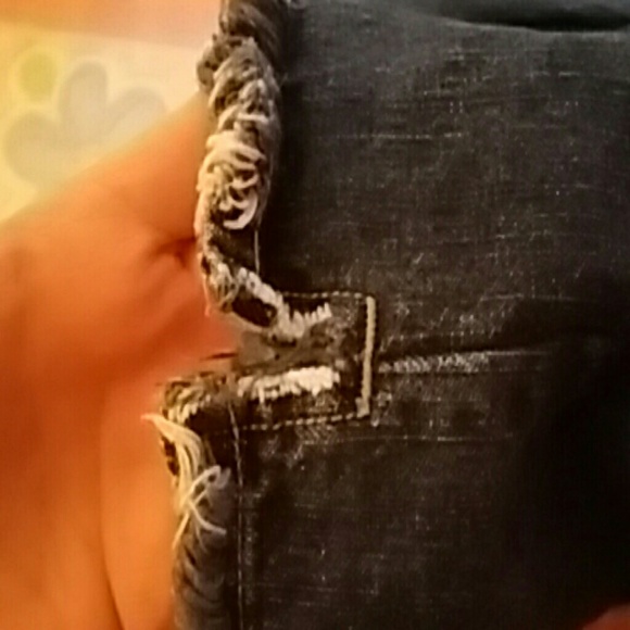 Maternity denim fringed shorts 🍼🎀🍼 - Picture 3 of 7